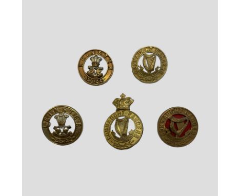 1 Glengarry Badge and 4 Helmet Plate Centres. Lugs in tact. Connaught Rangers, Glengarry (Victorian Crown), Connaught Rangers