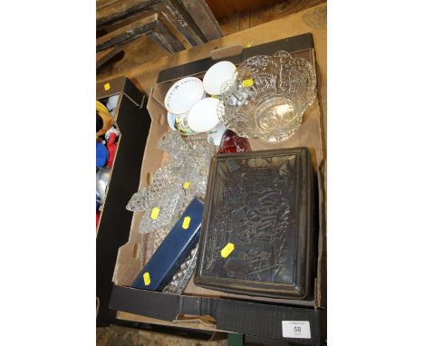 A TRAY OF ASSORTED ITEMS TO INC A VINTAGE COLMANS MUSTARD TIN, GLASSWARE, ROYAL WORCESTER CUP & SAUCER ETC