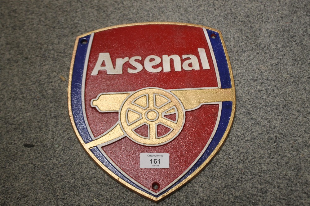 **A CAST METAL ARSENAL FOOTBALL PLAQUE**