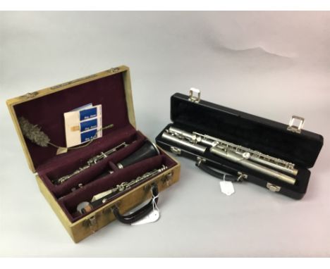SELMER CLARINET, along with a Bundy Selmer flute (2)