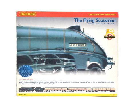 Hornby OO gauge model railway limited edition train pack, ref. R2089 'The Flying Scotsman', including BR 4-6-2 class A4 'Silv