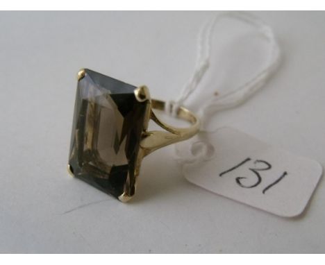 Large rectangular 9ct smoky quartz dress ring approx   size J         