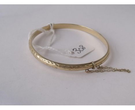A slim 9ct bangle  6.2g      