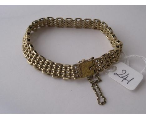 Heavy ladies 9ct gate link bracelet 22.4g    