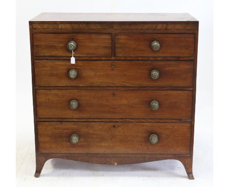 Early 19th century mahogany and ebony strung chest of drawers, the crossbanded top over two short and three long graduated dr