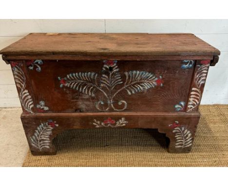 An oak painted trunk with a scrolling fern motif. Height 69 106x45