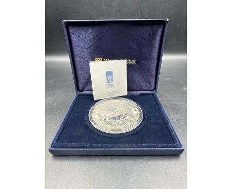 Westminster Mint Guernsey 1998 Silver Proof £10 coin Queen Elizabeth The Queen Mother, boxed approximate weight of coin 155.5