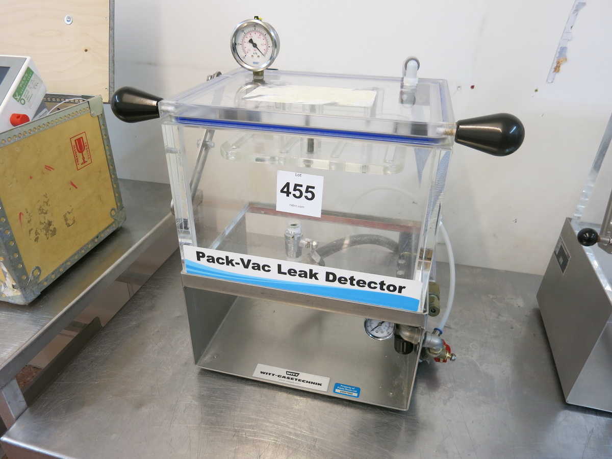 Witt pouch leak detector, model Pac Vac
