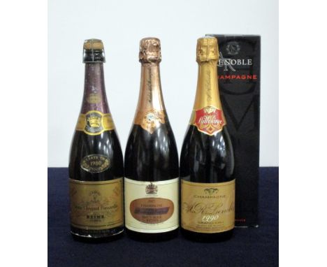 1 bt Veuve Clicquot Ponsardin Carte or Brut 1980 Bicentenaire 1772-1972 vsl cdl, foil top removed 1 bt Heidsieck &amp; Monopo