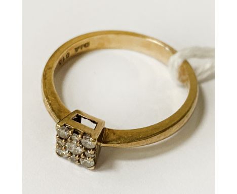9 CARAT GOLD &amp; DIAMOND RING SIZE J