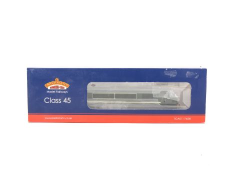 Bachmann OO gauge model railway diesel locomotive; 32-678DS Class 45 D55 'Royal Signals' BR green with DCC sound, boxed.