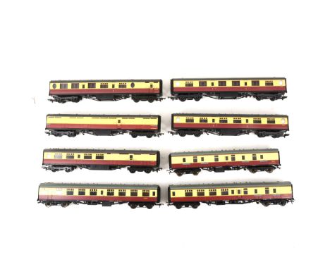 Bachmann OO gauge model railway passenger coaches; thirteen mostly MK1 BR maroon, including two restaurant cars, all loose.