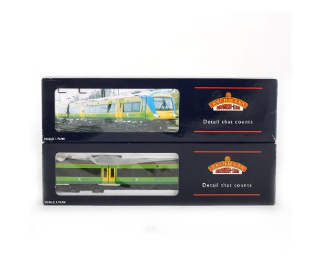Bachmann OO gauge model railway locomotive set 32-451 170/5 Turbostar 2 Car DMU 'Cetral Trains' boxed.