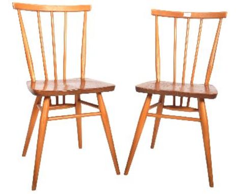 Lucian Ercolani - Ercol - 608 - All Purpose Chair - A matching pair of retro vintage mid 20th Century beech and elm stick bac