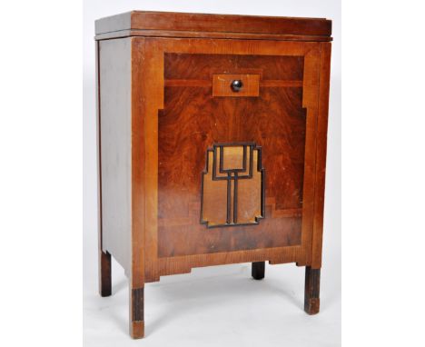 Guglielmo Marconi - An early 20th Century Italian Art Deco walnut cased gramophone record music player. Lift up lid with with