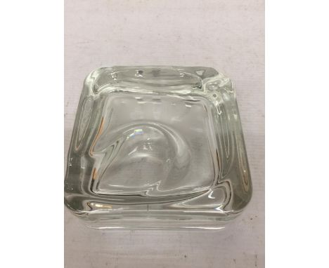 A GLASS PIPE REST AND ASHTRAY 