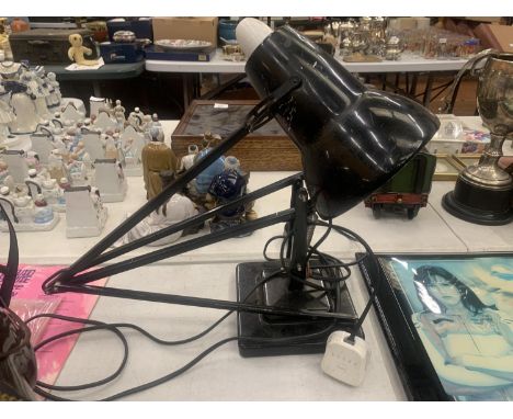 A VINTAGE HERBERT TERRY ANGLE POISE LAMP 