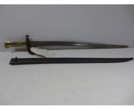 A FRENCH CHASSEPOT BAYONET AND SCABBARD, 57CM BLADE, BEARS DATE OF 1868, LENGTH 71CM, WITH COLLECTORS LABEL 