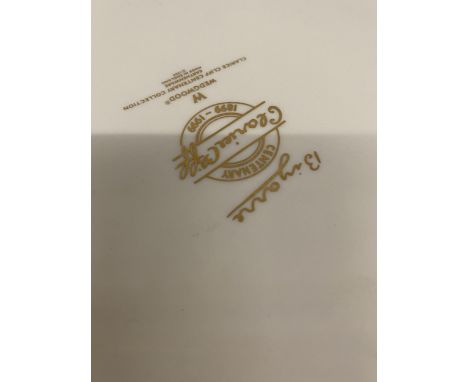 A WEDGWOOD CLARICE CLIFF CHARGER FROM THE CENTENERAY COLLECTION 