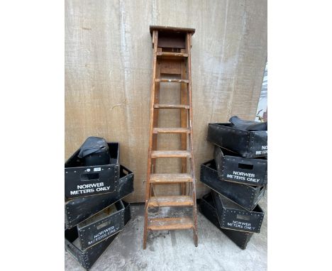 A VINTAGE EIGHT RUNG WOODEN STEP LADDER DATED 1960 AND BELIEVED TO BE FROM NORWEB 