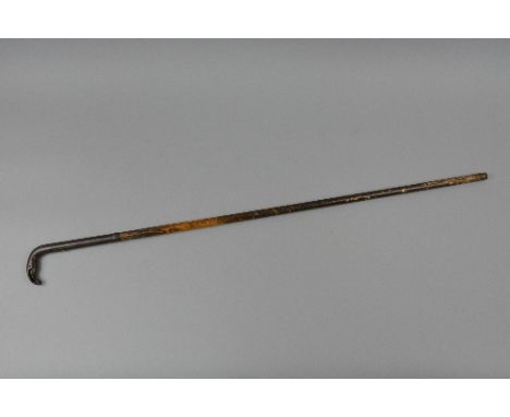 AN ANTIQUE PERCUSSION WALKING STICK SHOTGUN, in 42 bore fitted with a 30' barrel, its body is painted to look like wood, it h