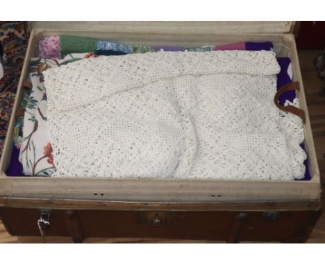 A trunk of Victorian and later linen and lace