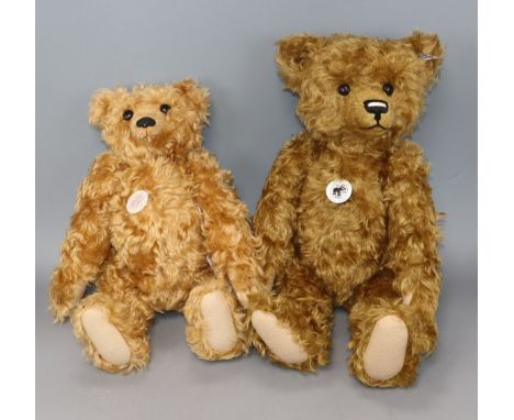 One Steiff bear and a 1910 white label replica bear, no certificate, no box