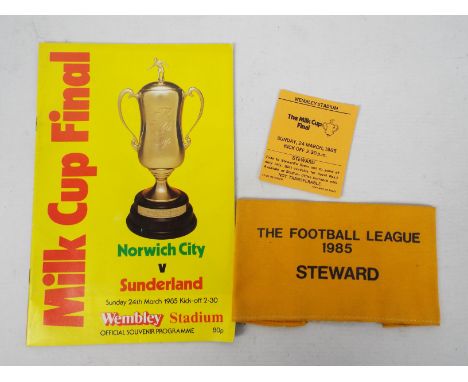 Milk Cup Football Items, Programme, Stewards ticket and stewards armband for Norwich City v Sunderland 1985 Milk Cup Final (3
