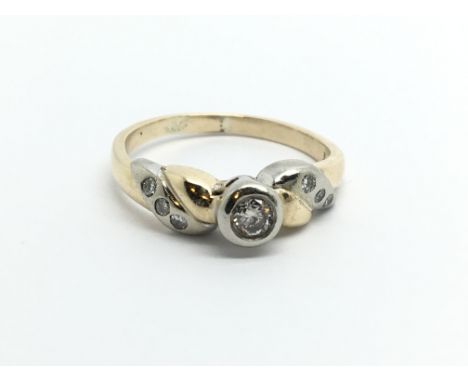 A 9ct gold solitaire diamond ring, approx 3.8g and approx size P.
