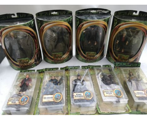 Lord of the rings, The fellowship of the ring, 9x boxed figures including Legolas, Orc warrior, Frodo, Traveling Bilbo, 111th