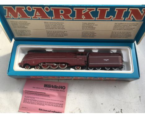 Marklin, HO scale, #3089 BR03 streamlined steam locomotive, MIB