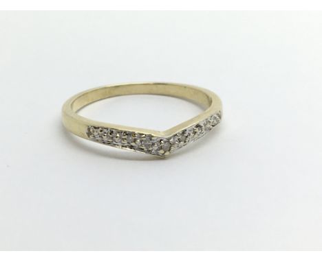 A small 9ct gold wishbone diamond ring, approx 1.4g and approx size M.