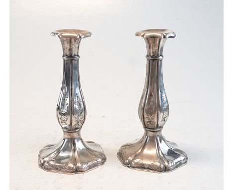 Paar barocke Kerzenleuchter - Berlin 1852deutsche Silberbeschau Berlin, Hersteller Humbert, Jahreszahl K für 1852, 426g, 22cm