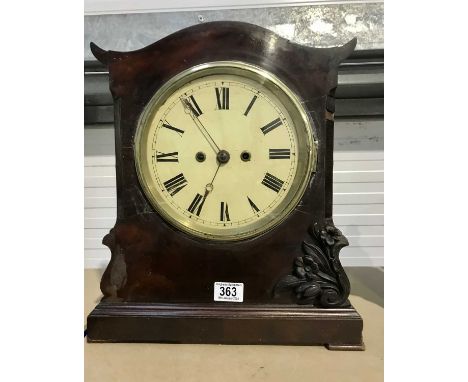 A 19th century, early Victorian mahogany cased mantel/bracket clock