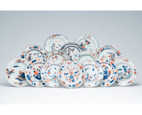 Full title: Fourteen Chinese Imari style plates with floral design, Kangxi/QianlongDescription:Dia: 23,5 - 21,5 cm (the large