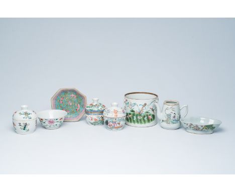 Full title: A varied collection of Chinese famille rose, verte and qianjiang cai porcelain, 19th/20th C.Description:L 18,4 - 