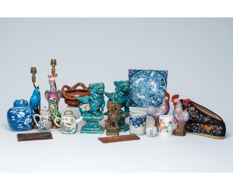 Full title: A varied collection of Chinese porcelain, a pair of shoes, an abacus and a box and cover, 18th C. and laterDescri