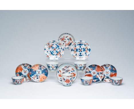 Full title: Six Chinese Imari style cups and eight saucers with floral design, Kangxi/QianlongDescription:Dia.: 14,7 - 12,1 c