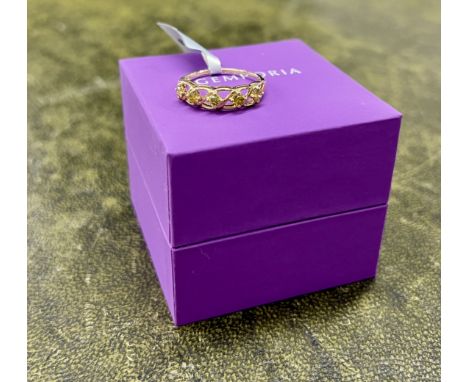 Gemporia, 9k yellow diamond ring, size S, with copy of authenticity certificate.