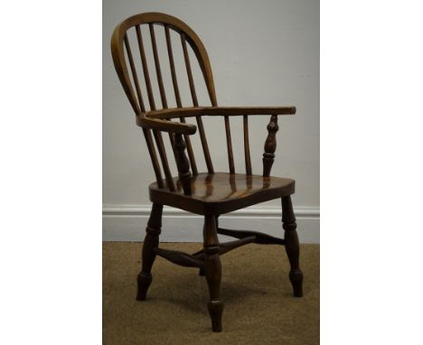 Late 20th century elm and ash double bow stick back Windsor armchair, turned supports,cm W Condition Report Click here for fu