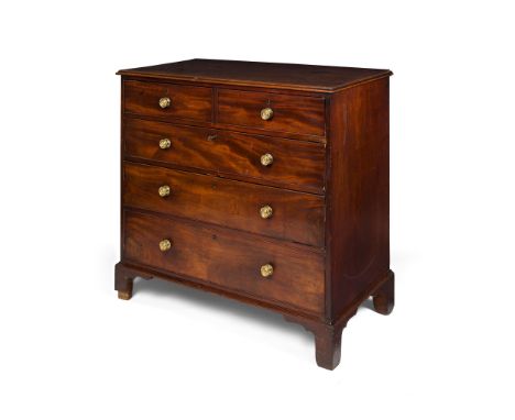 GEORGE III MAHOGANY CHEST OF DRAWERS LATE 18TH/ EARLY 19TH CENTURY the rectangular top above two short and three long graduat