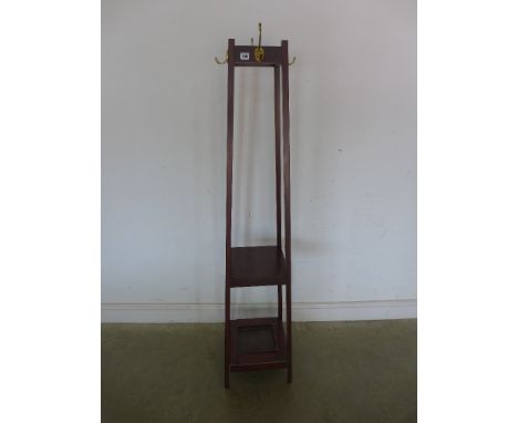 A mid 20th century coat stand - Height 1.68 m 