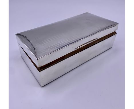 Large silver cigarette case with cedar wood interior (Weighted)
