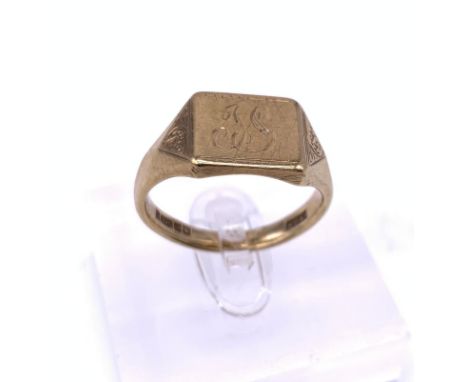 9ct Gold signet ring Size - QWeight - 7.5g