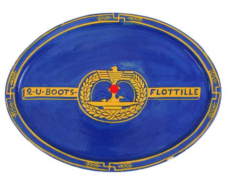 Zweite U-Bootsflottille, Keramik-Wandplatte, Firma Henriot, Quimper um 1940, Keramik, heller Scherben, Schauseite blau und or