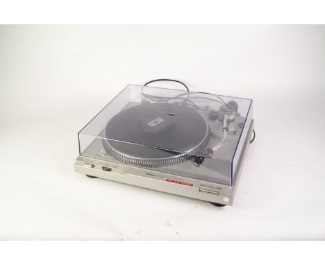 TECHNICS DIRECT DRIVE AUTOMATIC TURNTABLE RECORD PLAYER model SL-D2 made in Japan, 33rpm and 45rpm speeds, fitted with a Shur