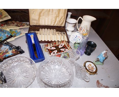 Collection of glass &amp; ceramics to include a Poole vase &amp; others 