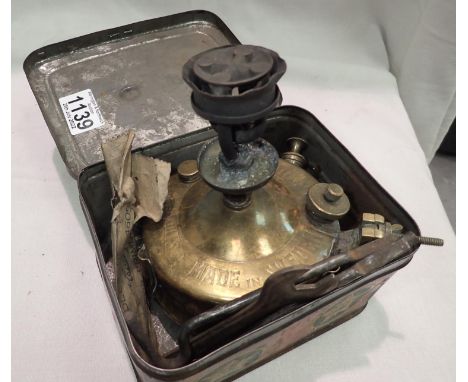Radius no 21 Primus stove with needles and tin. P&amp;P Group 3 (£25+VAT for the first lot and £5+VAT for subsequent lots) 