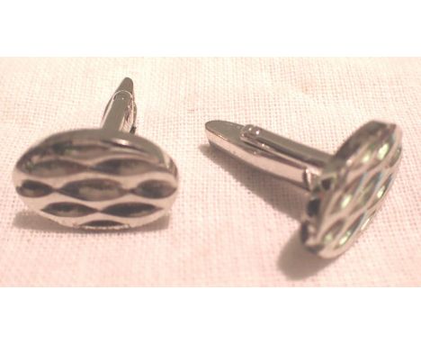 Pair of 925 silver cufflinks, combined 16.2g. P&amp;P Group 1 (£14+VAT for the first lot and £1+VAT for subsequent lots) 