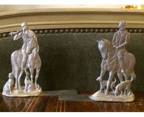 Attractive pair of pewter hunting themed bookends with huntsman on&nbsp;horseback with hounds. Signed Seagull Pewter Canada 1